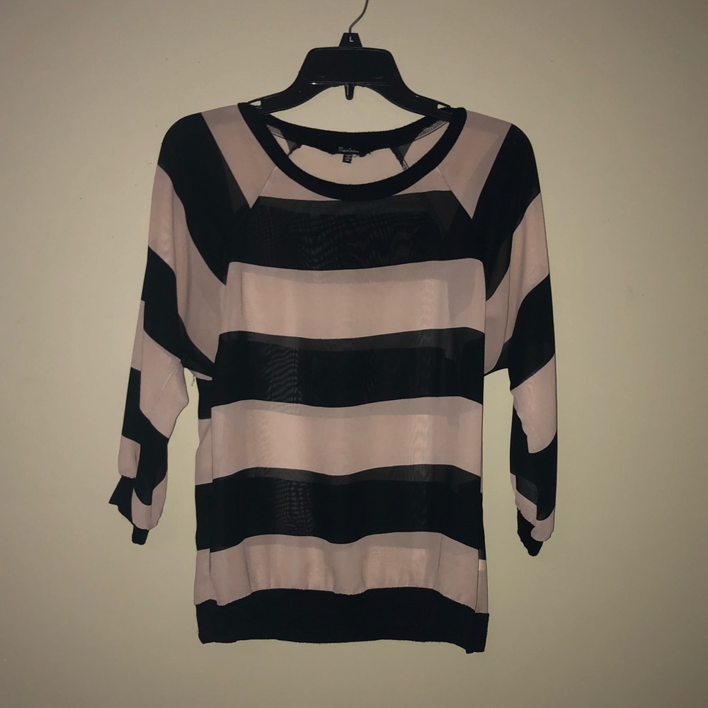 🖤SHEAR STRIPED TOP🖤